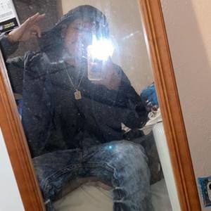 Meet your Posher, Adan